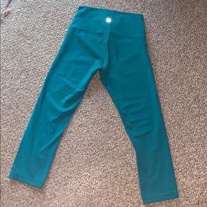 Lululemon cropped wunder under leggings